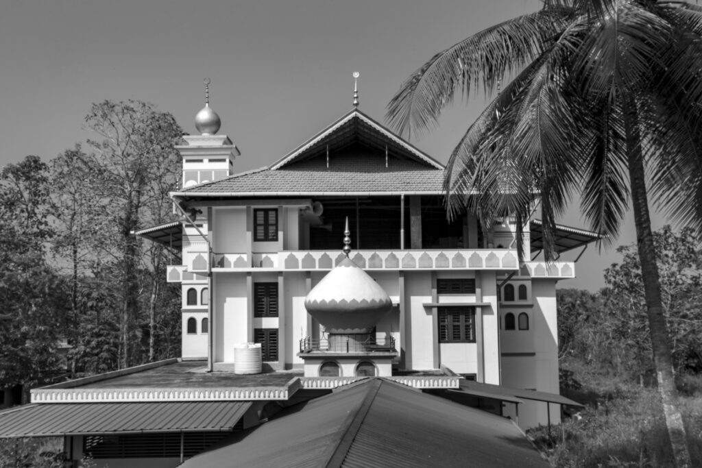 Malappuram -PADINJAAT MURI PALLIPURAM MOSQUE