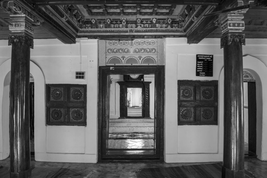 Malappuram -PARAPPANGAADI VALIYA JUMA MASJID