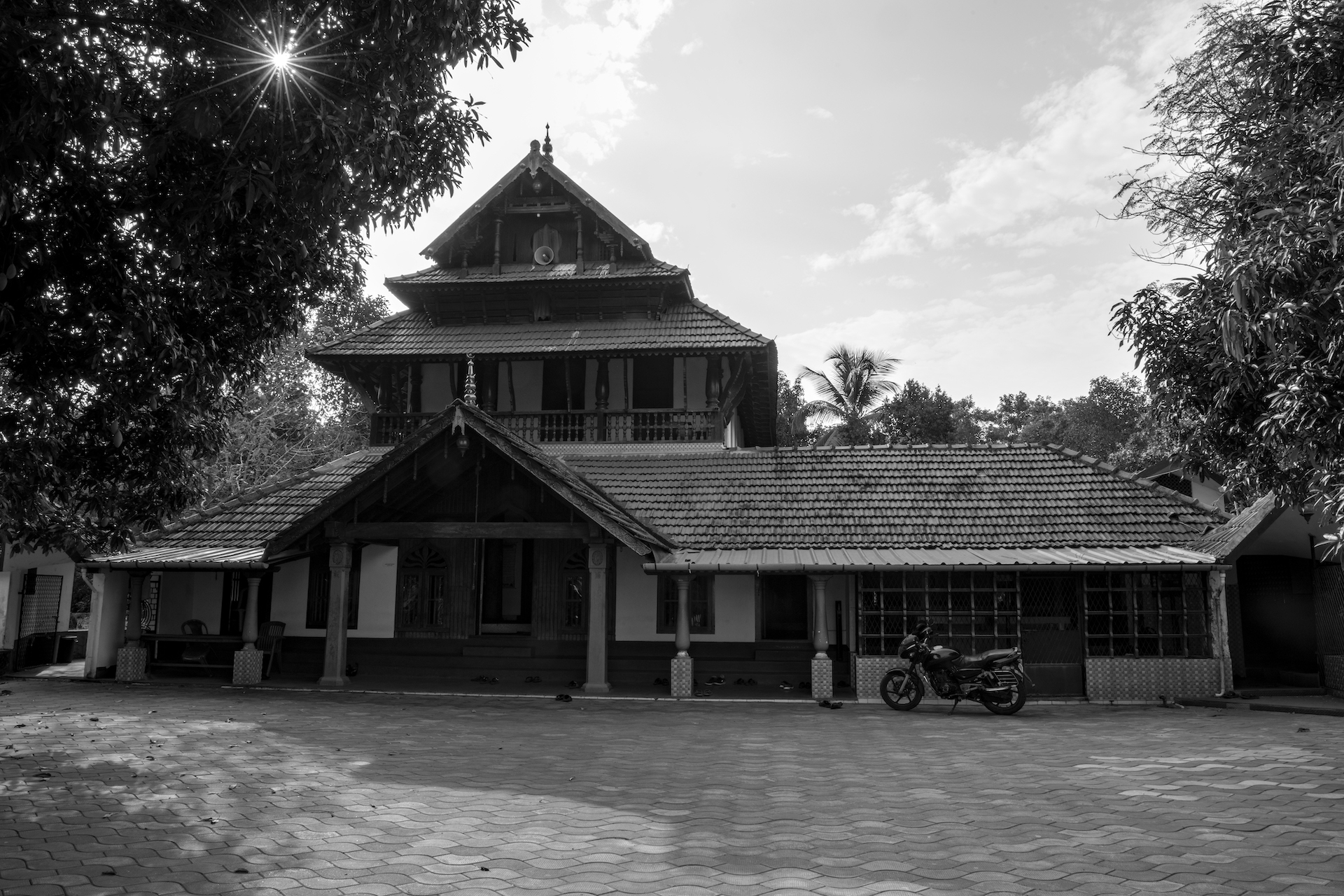 Trichur -CHAVAKKAD BLANGATT MOSQUE